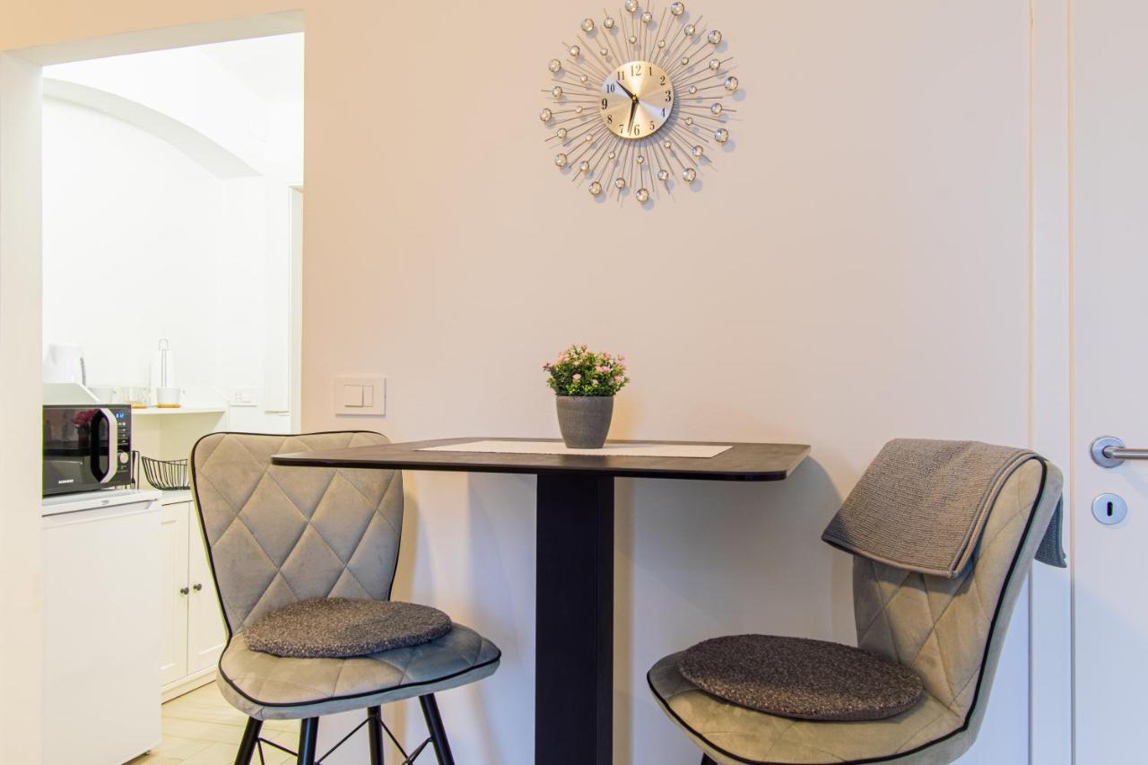 Flexible Selfcheckins 44 - Zagreb - New - Center Apartamento Exterior foto